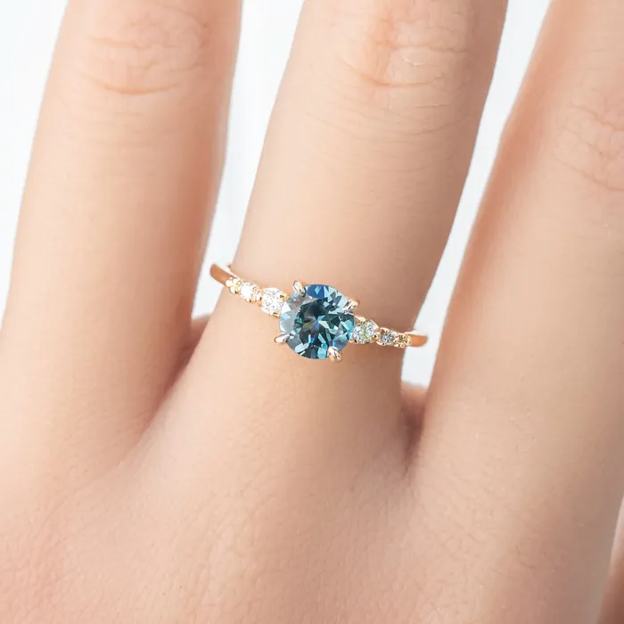Envero Jewelry Rings Estel Fleur Four Prongs Ring 114ct Parti Blue Green Montana Sapphire 14k Yellow Gold One of a kind Envero Jewelry Rings Estel Fleur Four Prongs Ring 114ct Parti Blue Green Montana Sapphire 14k Yellow Gold One of a kind