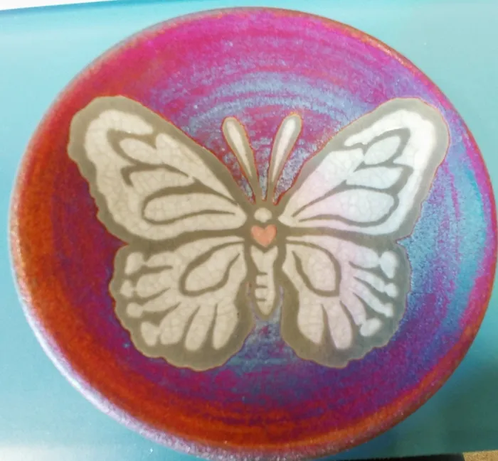 Raku Potteryworks Raku Small Silhouette Plate 5 Necklaces