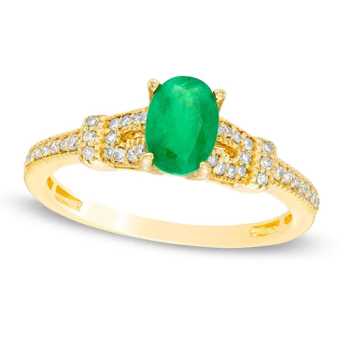 Goldia Rings Oval Emerald and 017 CT TW Natural Diamond Collar Antique VintageStyle Ring in Solid 10K Yellow Gold Goldia Rings Oval Emerald and 017 CT TW Natural Diamond Collar Antique VintageStyle Ring in Solid 10K Yellow Gold