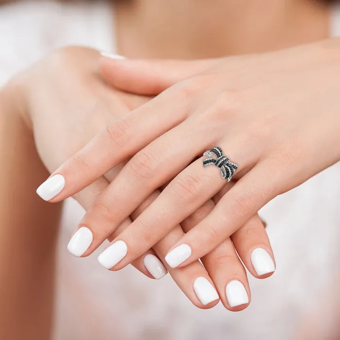 Goldia Rings White Night Sterling Silver Rhodiumplated Black and White Diamond Bow Ring